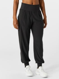 Lucky in Love Women's Tech Long Distance Jogger