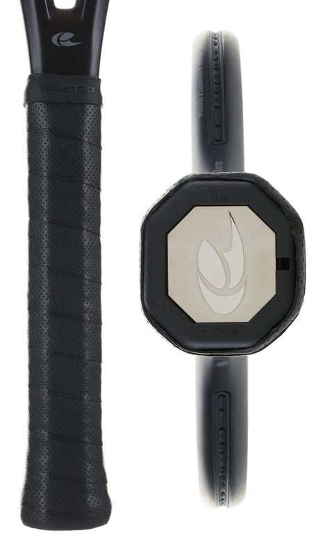 Solinco Blackout 300 XTD\Racquet