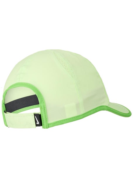 Nike Boys Spring Featherlight Hat
