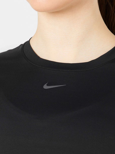 Nike Womens Core One Classic Crop Top